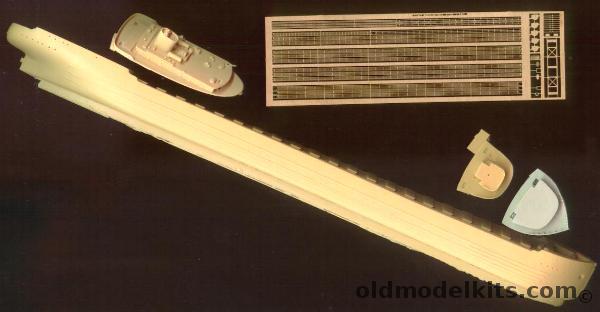 CM 1/700 SS Edmund Fitzgerald (Great Lakes Ore Carrier) plastic model kit